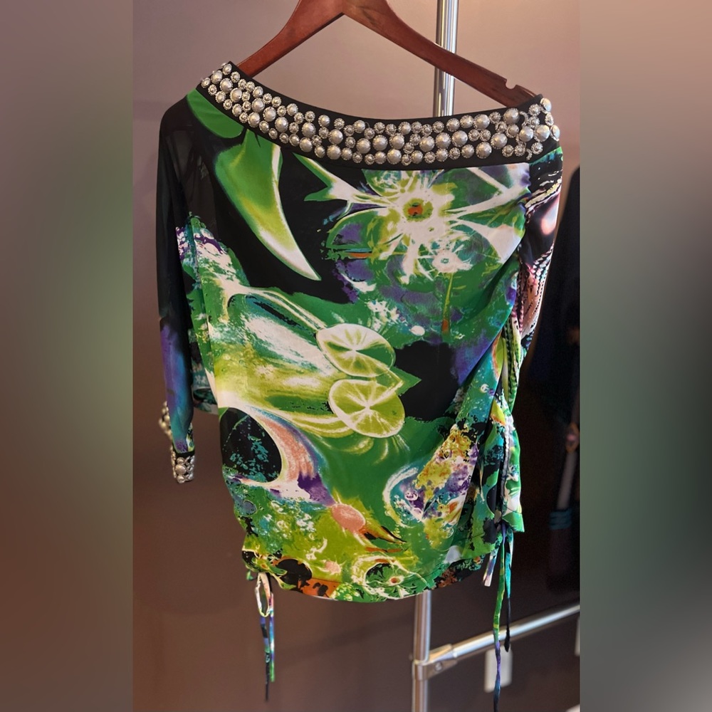 Women’s Long Sleeve One Shoulder Top